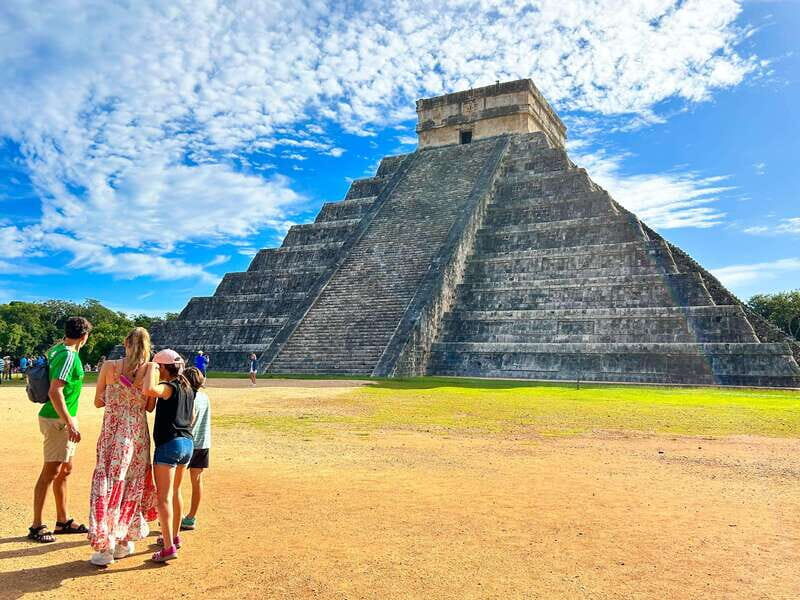 Cancun: Chichen Itza Early Access Guided Tour - Group Comfort and the Long-Ride Reality