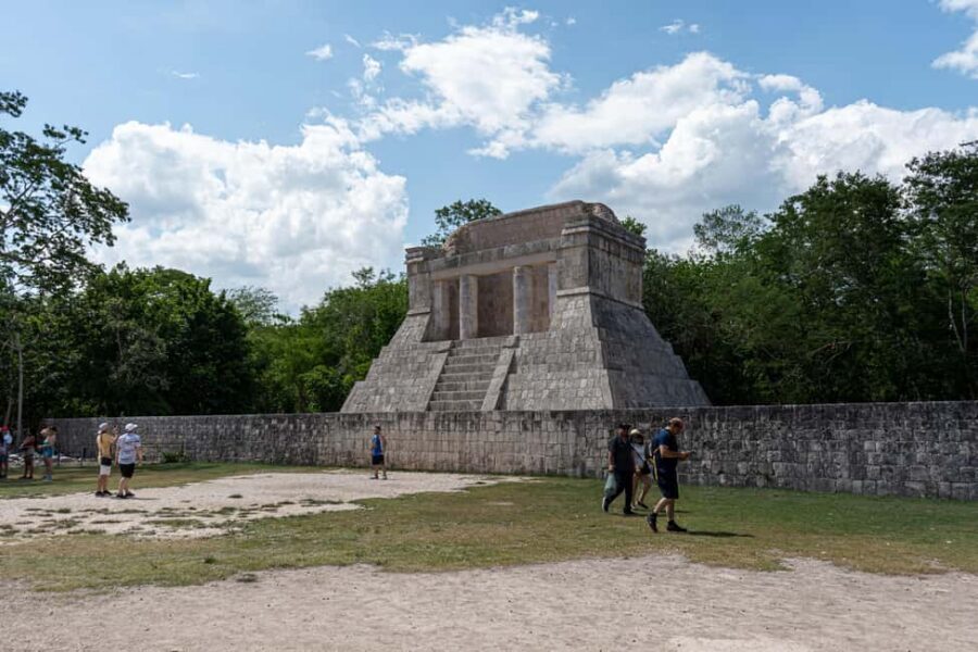 Cancun: Chichen Itza Early Tour with Transportation & Lunch - What to Bring (and What Rules You Need to Respect)
