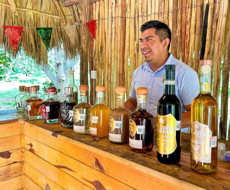 Cancun: Private Chichen Itza Tour, Cenote Swim, & Lunch - Cenote Chichikan: Lunch, Swim, and Tequila Tasting Underground