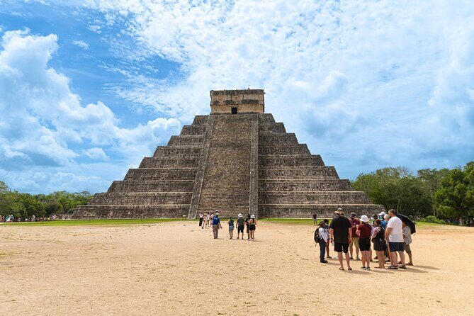 Chichén Itzá Ancestral Tour from Playa del Carmen with Cenote - Pickup and the Bus Reality (10 to 12 Hours Can Stretch)