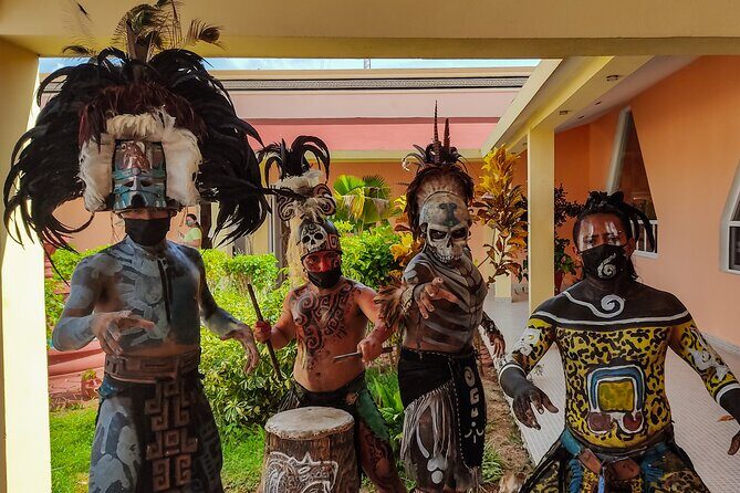 Chichen Itza, Beautiful Cenote and Valladolid All Inclusive Tour - Chichén Itzá: what you should look for (and when crowds get intense)