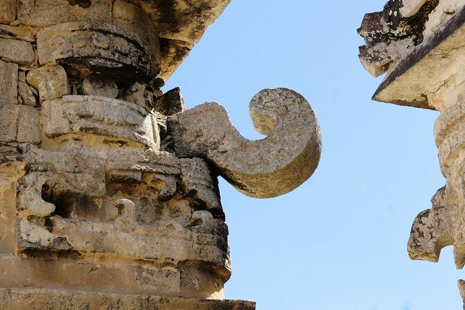 Chichen Itza, Beautiful Cenote and Valladolid All Inclusive Tour - Food, drinks, and the heat: what’s included and what costs extra