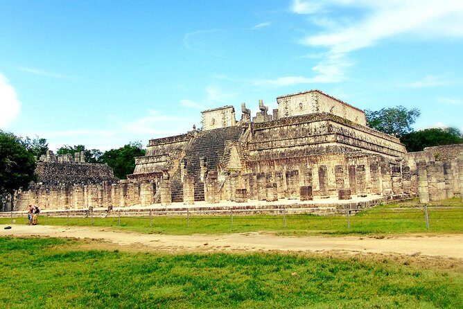 Chichen Itza & Cenote All-Inclusive Tour – Taxes & Entry Included - Chichén Itzá Timing, Rules, and Making Two Hours Count
