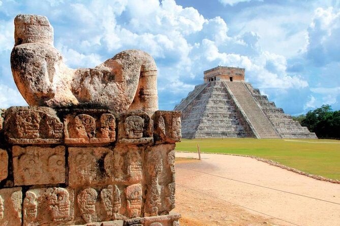 Chichen Itzá, Cenote Ik Kil, Valladolid Premium Reduced Group - Valladolid Highlights: A Fast Town Stop That Actually Works