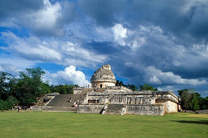 Chichen Itzá, Cenote Ik Kil, Valladolid Premium Reduced Group - Guides and Atmosphere: What Makes the Day Feel Worth It