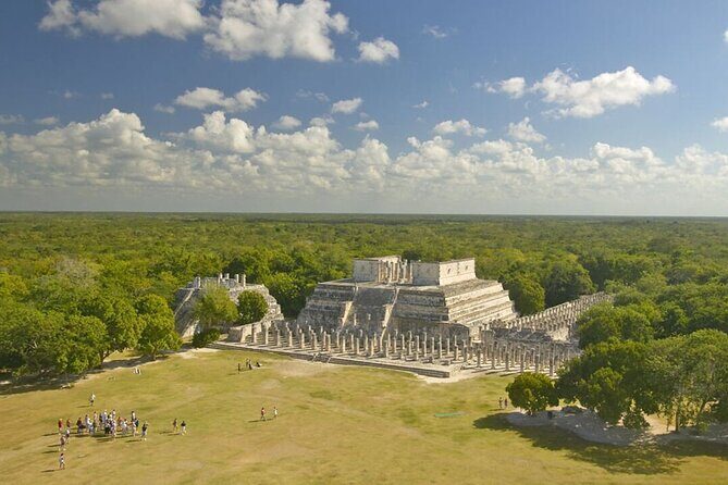 Chichen Itza, Cenote Ikkil and Hubiku+ Valladolid! Deluxe Chichen Itza Tour - Comfort on the Bus: Group Size, Seating, and Long Ride Reality