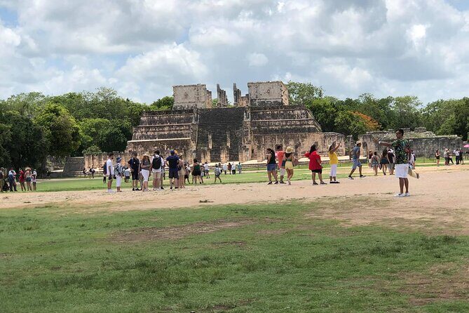 Chichen Itza, Cenote Saamal & Valladolid from Playa del Carmen - Who should book this Chichén Itzá and cenote combo?