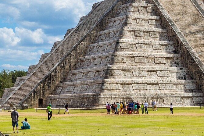Chichen Itza, Cenote Swim & Valladolid From Riviera Maya - Valladolid in 25 Minutes: Quick Photos and Local Treats