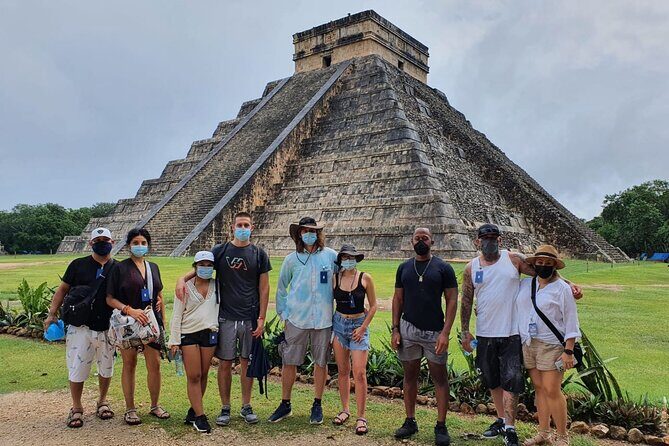 Chichen Itza Early Access & Catamaran to Isla Mujeres - Catamaran to Isla Mujeres: snorkeling, fish food, and open bar comfort