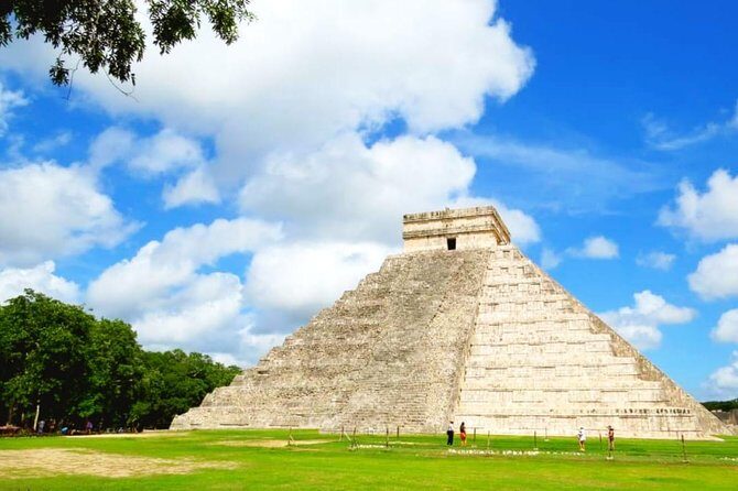 Chichen Itza Early Access Private Tour with Buffet Lunch - Who this tour suits best (and who should skip it)
