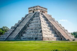 Chichen Itza Elite Private Tour from Merida - Cenote Ik-Kil: Swim Break, Showers, and a Total Reset