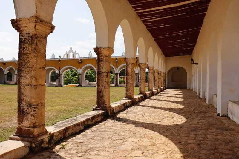 Chichén Itzá - Izamal - Cenote - Izamal’s Three Cultures and the Convent of San Antonio de Padua