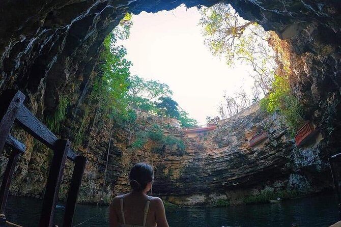 Chichen Itza Premier All-In-One Tour from Cancun and Riviera Maya - Group size, language, and the kind of day this is