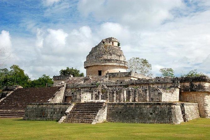 Chichen Itza Premium - Meals and drinks: buffet lunch plus bus beverages