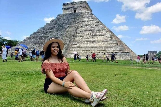 Chichen Itza Premium (We leave DE Merida Yucatan) - Cenote Chihuán: turquoise water and a wet-weather reality check