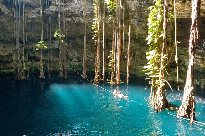 Chichen Itzá skip the line and Cenote Small Group from Valladolid - Chichen Itzá With Real Explanations (Not Just Standing There)
