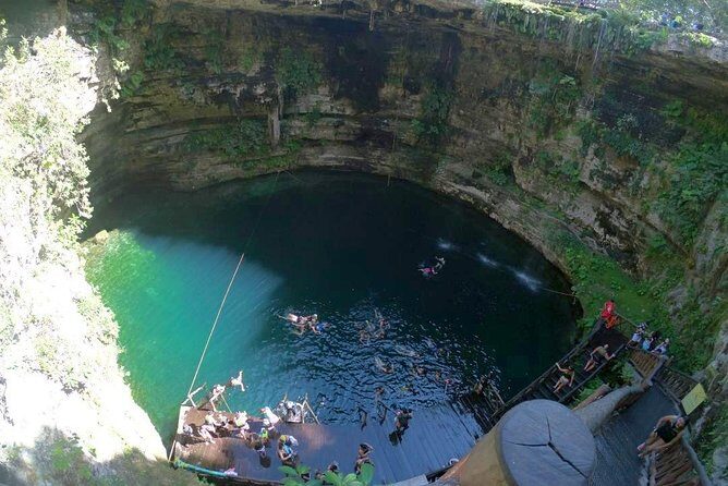 Chichen Itza, Suytun and Ik-Kil Cenote - Stop 4: Valladolid for a quick taste of colonial charm