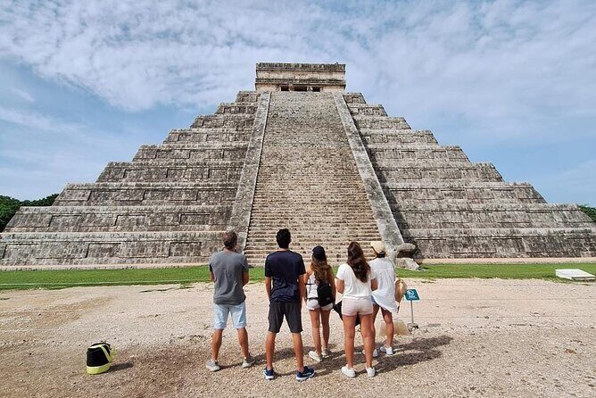 Chichen Itza: Tour with Expert Guide without lines! - 90 minutes at Chichén Itzá: how this tour keeps it focused