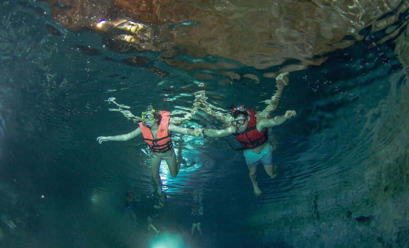 From Mérida: Visit an emblematic hacienda, enjoy its cenote - Pool time and Yucatecan food without derailing the day