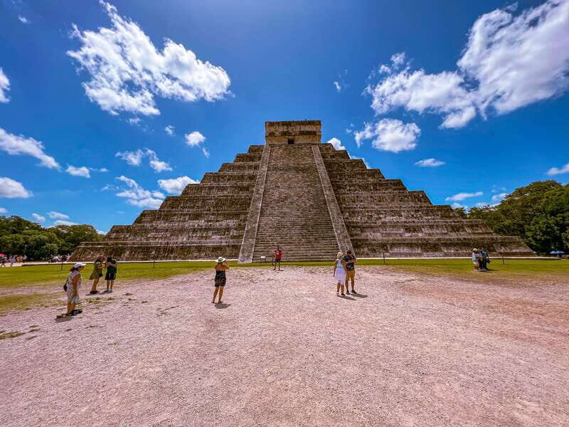From Riviera Maya: Chichen Itza, Cenote, and Valladolid Tour - Pickup in Tulum: Van Comfort, Timing, and How the Day Feels