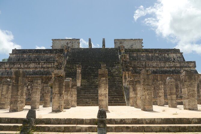 Full day Chichen Itza Tour with Valladolid and Cenote Experience - Lunch, Drinks, and the Buffet Reality