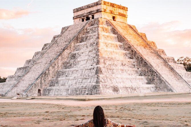 Full-Day Tour Chichen Itza, Valladolid and Cenote open bar in bus - Open bar and buffet lunch on the bus: comfort for the long haul