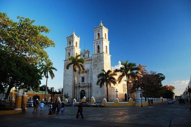Full-Day Tour Chichen Itza, Valladolid and Cenote open bar in bus - Pickup and timing: how to avoid the biggest headache