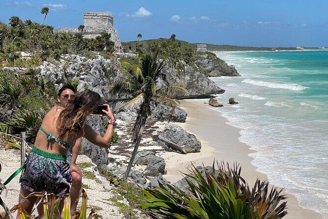 Full Day Tour to Visit Chichen Itza Saamal Cenote and Valladolid - Group size, language, and bus comfort with up to 50 people