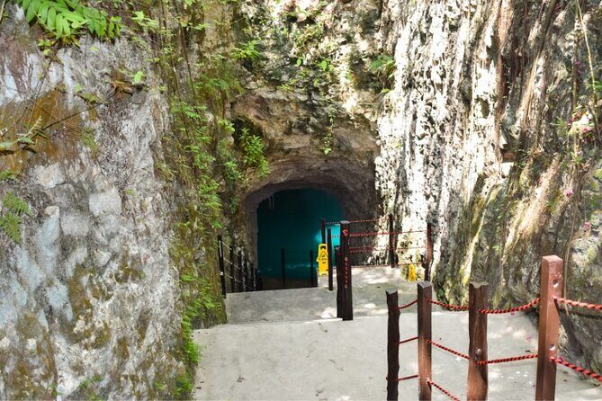 Guided Tour to Chichen Itza Cenote and Valladolid - Chichén Itzá with a guide: Kukulkan, the ball court, and how not to miss the story