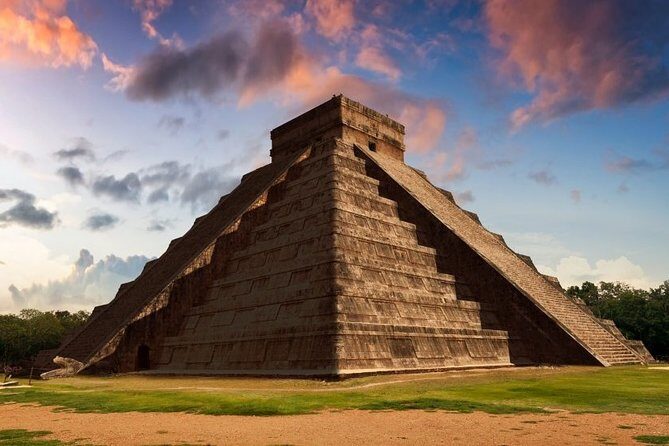 Iconic Chichen Itza Experience! Classic Tour from Tulum City - Lunch and energy management: Buffet style and planning for heat