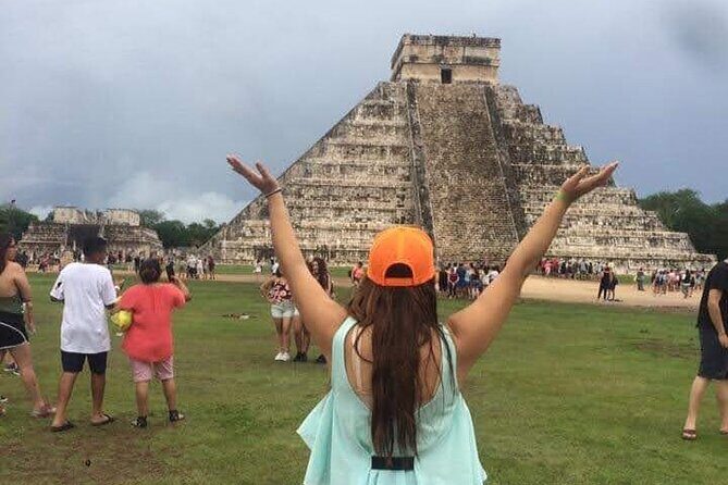 Merida : Chichen Itza, Izamal and Cenote with lunch and pick up - Cenote Ik Kil: the swim is unforgettable, but the stairs are real