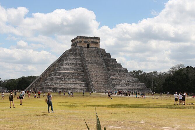 Private Full-Day Guided Chichen Itza Tour with Lunch - Comfort and the private-guide advantage from start to finish