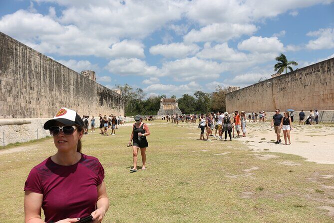 Private Full-Day Guided Chichen Itza Tour with Lunch - Photos, snacks, and guide style: why people keep rating it 5 stars