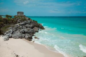 Private Starlit Chichen Itza Cave Adventure & Culinary Experience - Chichén Itzá at night: Noche de Kukulkan and the astronomy angle