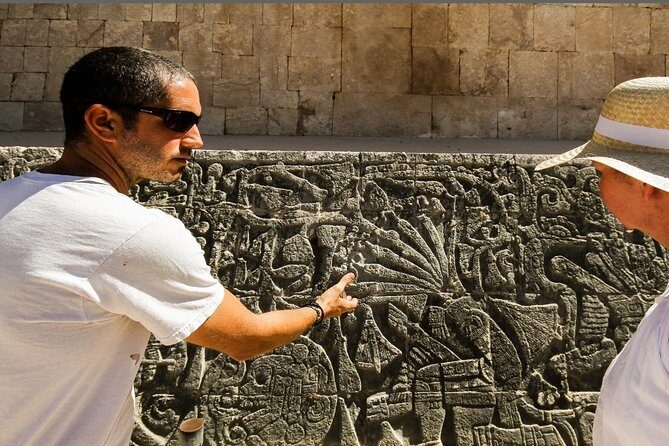 Private World Wonder Discovery Tour in Chichen Itza, Cenote and Valladolid - Chichen Itza: what you gain with a guide who points things out