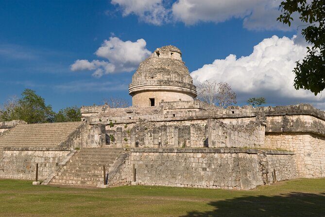 Private World Wonder Discovery Tour in Chichen Itza, Cenote and Valladolid - The 10-hour pacing: transfer time you can plan around