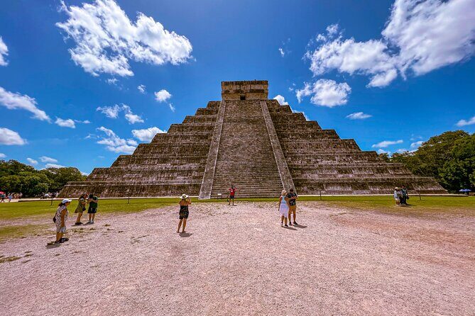 Private World Wonder Discovery Tour in Chichen Itza, Cenote and Valladolid - Price and logistics: where the $379 really goes