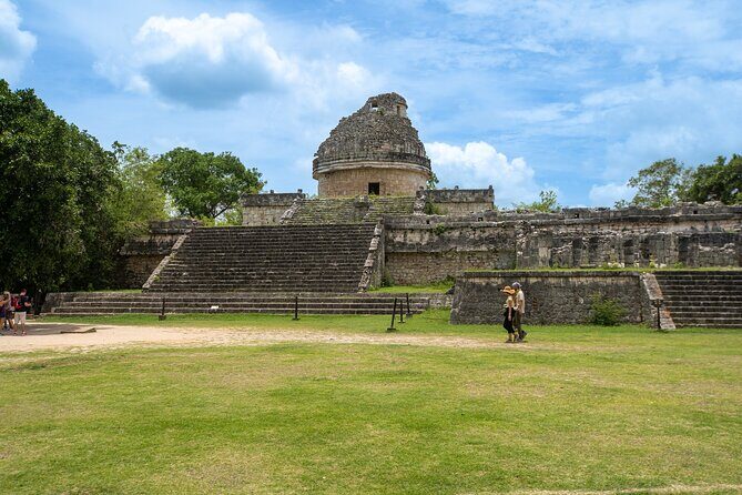 Small Group tour to Chichen Itza early arrival Ekbalam and Cenote - Early entry to Chichén Itzá: why that start time matters