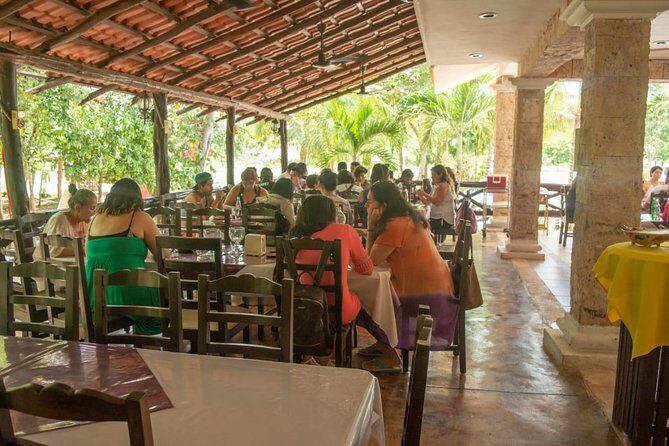 The best tour in Chichén Itzá, Valladolid and Cenote - Valladolid: a photo-and-architecture break in a short window