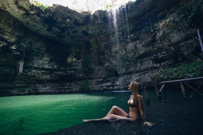 Tour Chichen Itza, 2 Cenotes, and Valladolid from Cancun - Cenote Xkeken: clear water, cool air, and jungle stairs