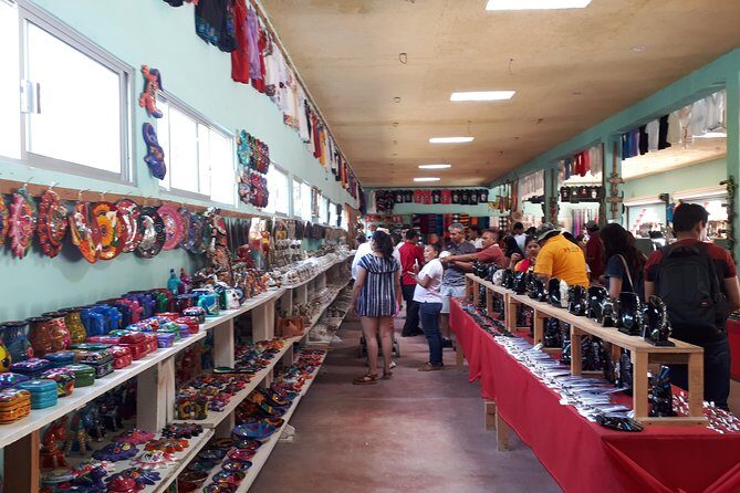 Tour from Cancun to Chichen Itza with cenote food and Valladolid - Cenote Saamal Maya: swimming time, a shaman purification, and craft-shop reality