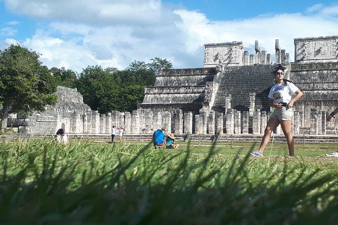 Tour from Cancun to Chichen Itza with cenote food and Valladolid - Chichén Itzá: guided context, then time to roam