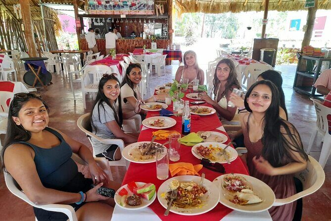 Tour to Chichen Itza-Tickets, food and cenote - Valladolid break: history and culture without losing the day