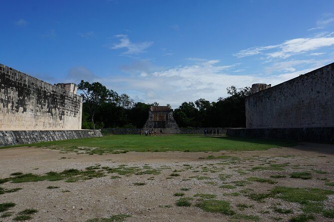 VIP Chichen Itza Private Tour - Why the early start at Chichén Itzá changes everything