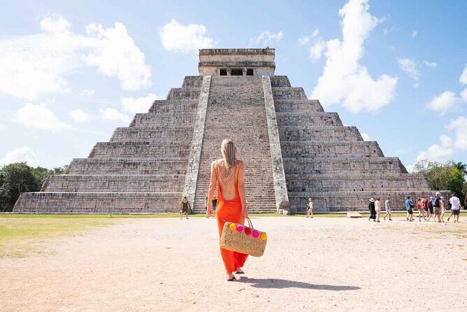 VIP tour to Chichen Itza, Hubiku & Ik Kil. Lunch and transport - The Long-But-Doable Timing: 7:00 am Pickup to Evening Return