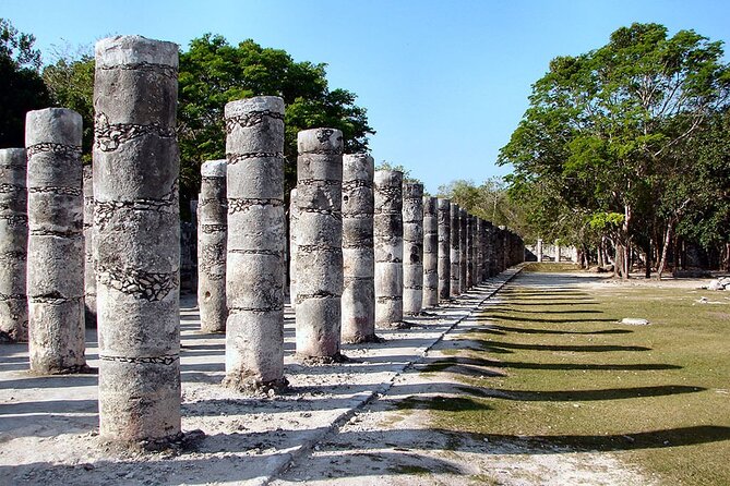 Chichen Itza, Cenote and Valladolid: Wonders of the Mayan World - Valladolid in One Hour: Enough Time for Desserts and Photos