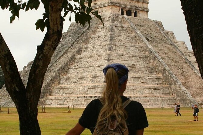 Chichen Itza + Cenote Suytun and Ikkil + Buffet and more! - Suytún Cenote: swimming is allowed, and rules are real