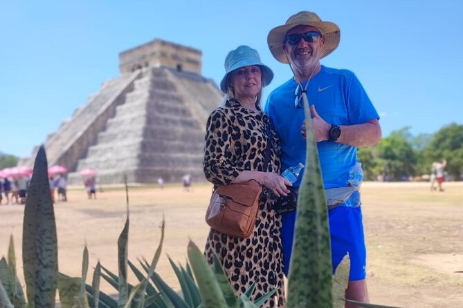 Private Tour: Chichen Itza, Cenote Oxman and Lunch in Valladolid - Chichén Itzá: what you get from a guided visit